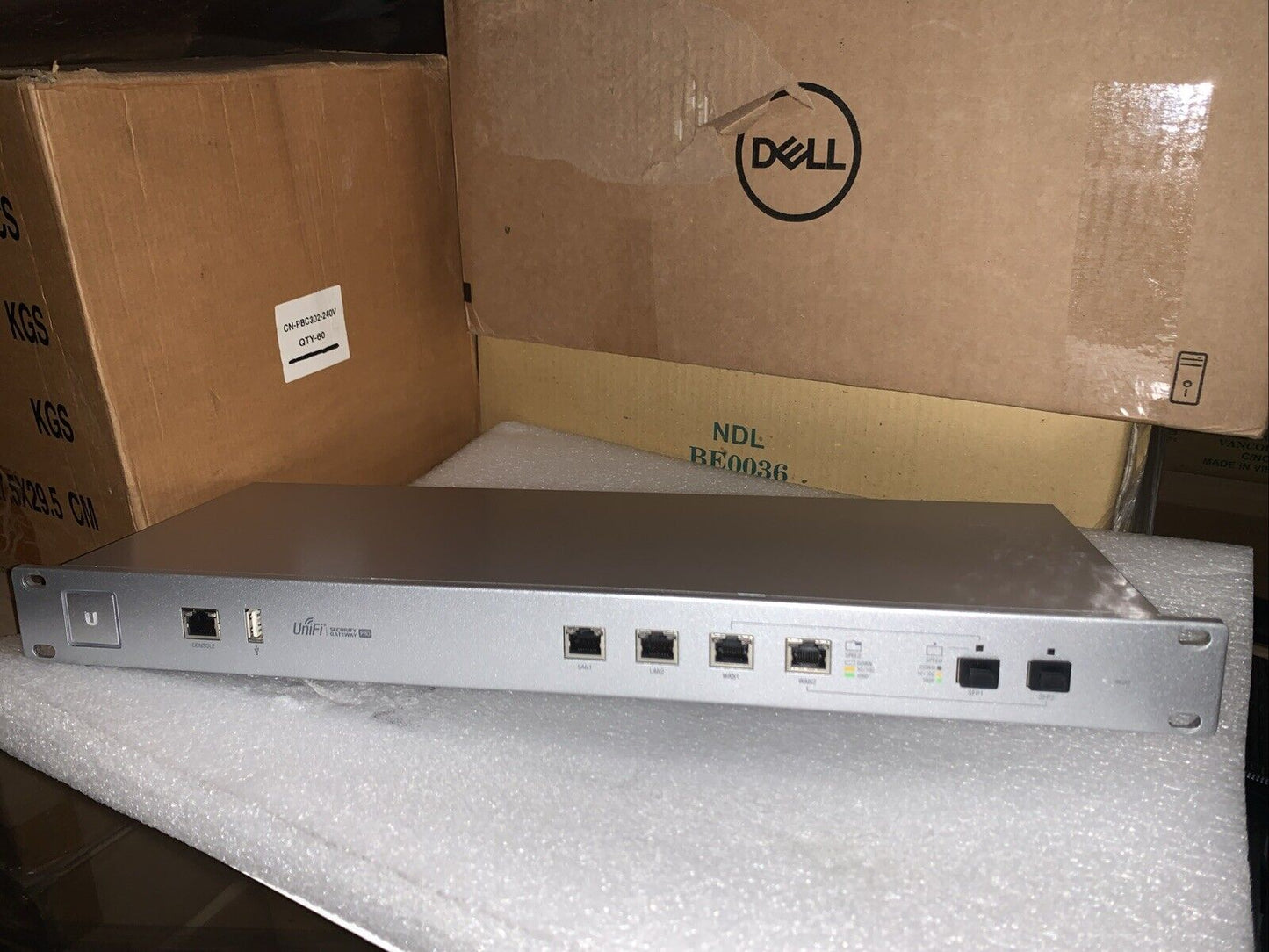 Ubiquiti Unifi USG-PRO-4 Security Gateway Router with Gigabit Ethernet