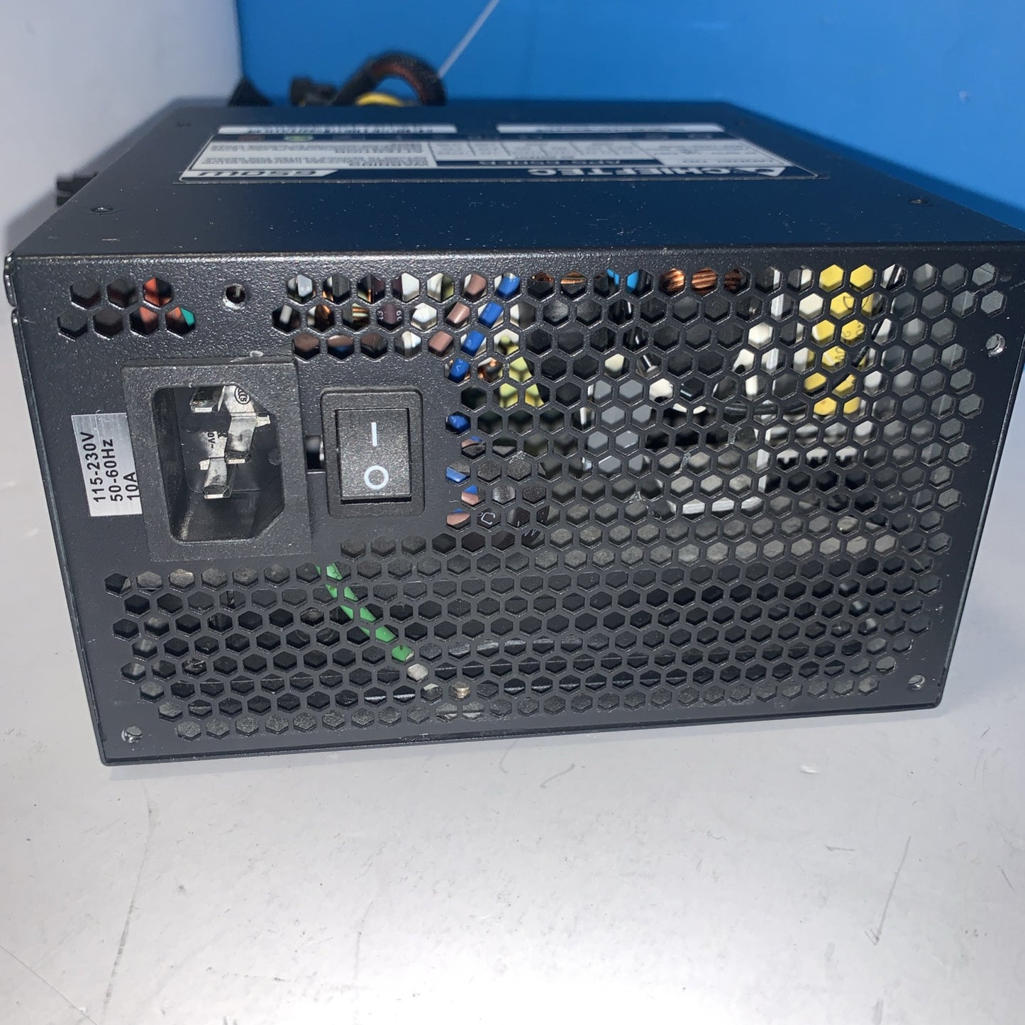 CHIEFTEC A-135 Series APS-650CB 650W Power Supply (4+4 CPU, 6+2 PCI-E)