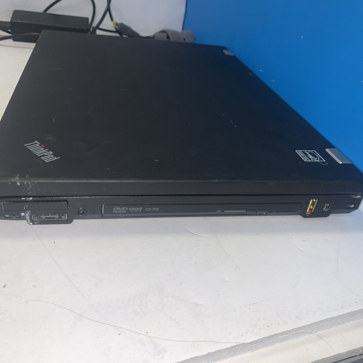Lenovo ThinkPad T410 Intel Core i5-520M 4.1" 4GB DDR3 4GB 250GB HD Windows 10