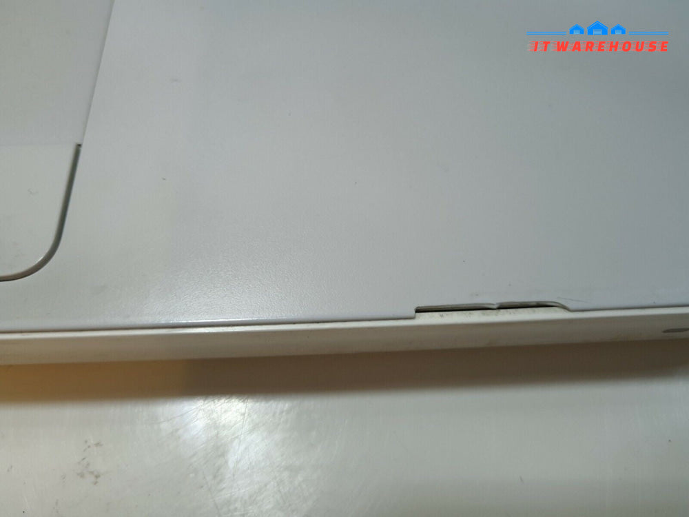 - 3x Apple A1181 MacBook 2007  W/C2D 2.4ghz /2G /160G HDD (NO AC/NO BAT)
