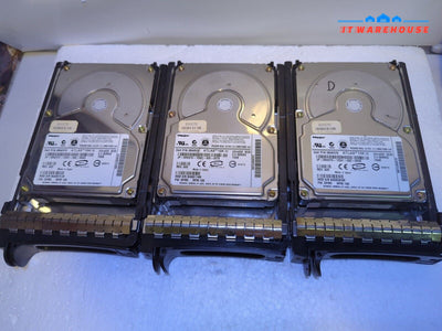 - 3X DELL MAXTOR Hard Drive 73GB, 10K 80pin SCSI HDD 08W570 8W570 W/TRAY CD399