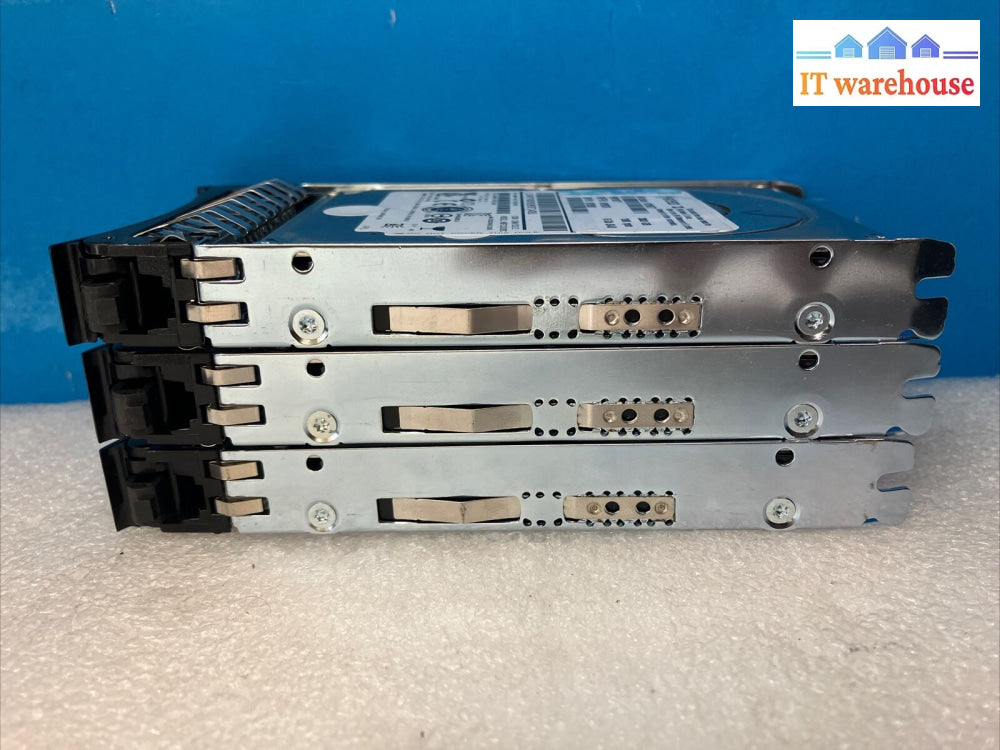 3X Ibm 90Y8877 300Gb 10K Sas 2.5’ Hdd Mbf2300Rc Fru 90Y8878 Pn 90Y8881 + Caddy ~