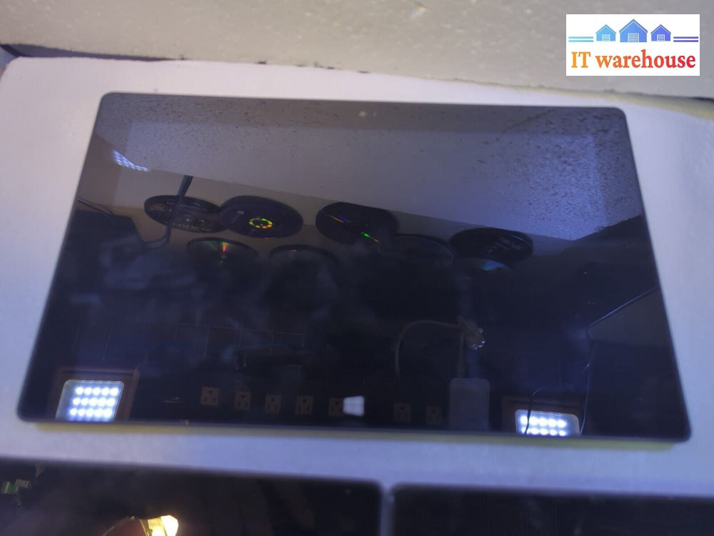 - 3x Microsoft Surface 1516 Windows RT  Black 32GB/64GB  (NO POWER ON , AS IS)