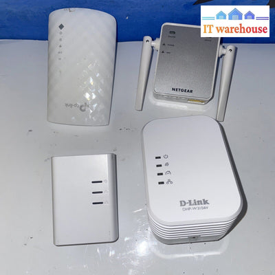 4 x D-Link and NetgearWireless-N Extenders
