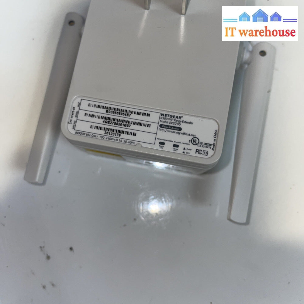4 x D-Link and NetgearWireless-N Extenders