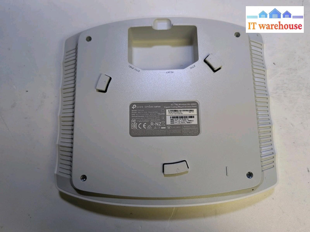 4x TP-Link EAP245 V3 | Omada AC1750 Gigabit Wireless Access Point (no mount)