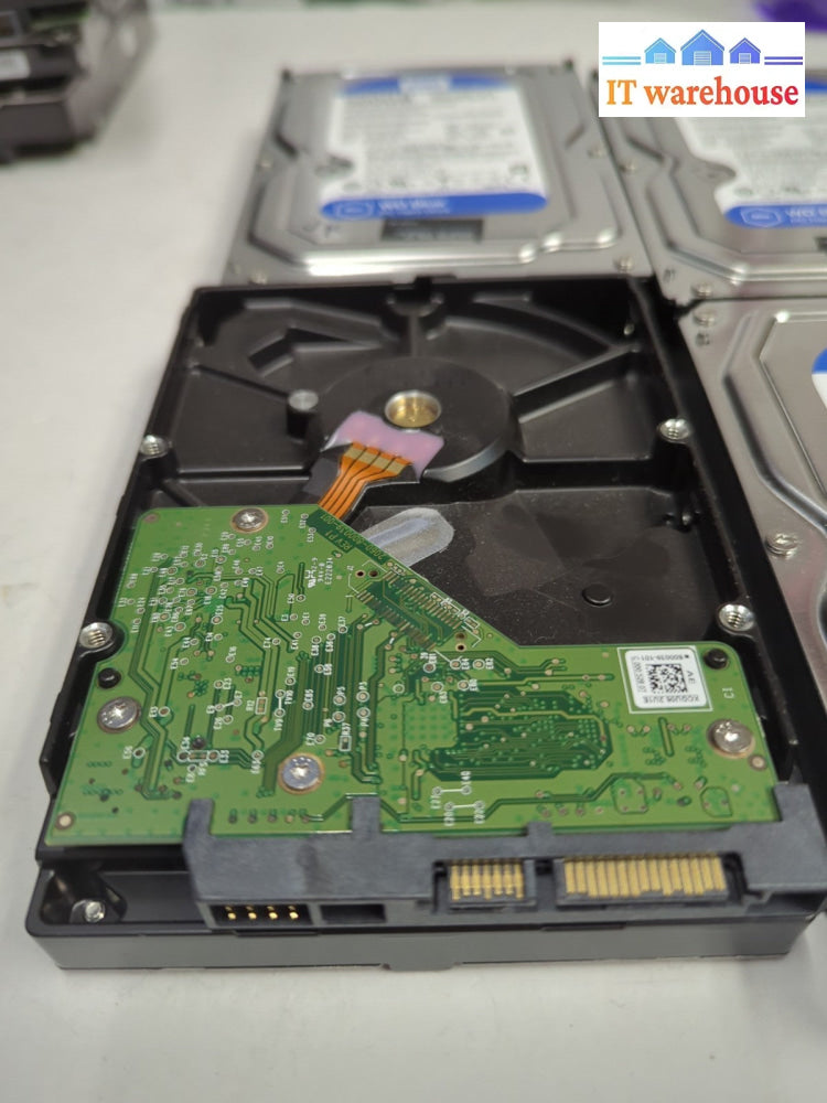 4x WD WD5000AZLX 500GB 3.5" SATA  Hard Drive (1000 days Lifetime Remaining) -