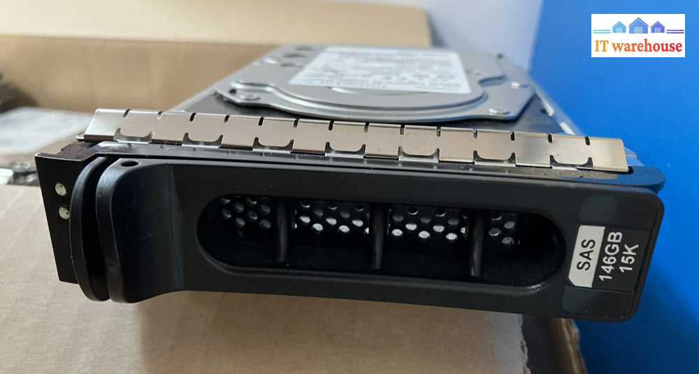 ~ 5 HITACHI SCSI HUS151414VLS300 0B20915 15000RPM 147GB SAS Hard Drive W/ Caddy