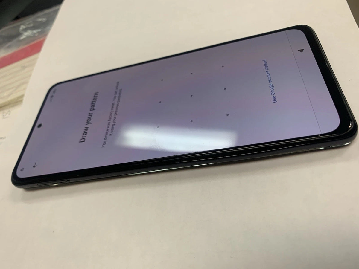 Xiaomi MIUI 13  Cell phone for technician only