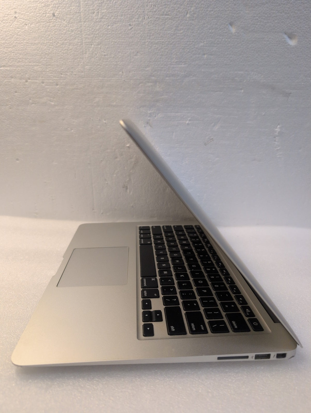 🎸 Apple MacBook Air 13" A1466 Mid 2012 i5-1.8GHz/4GB/256GB SSD Laptop (NO AC)