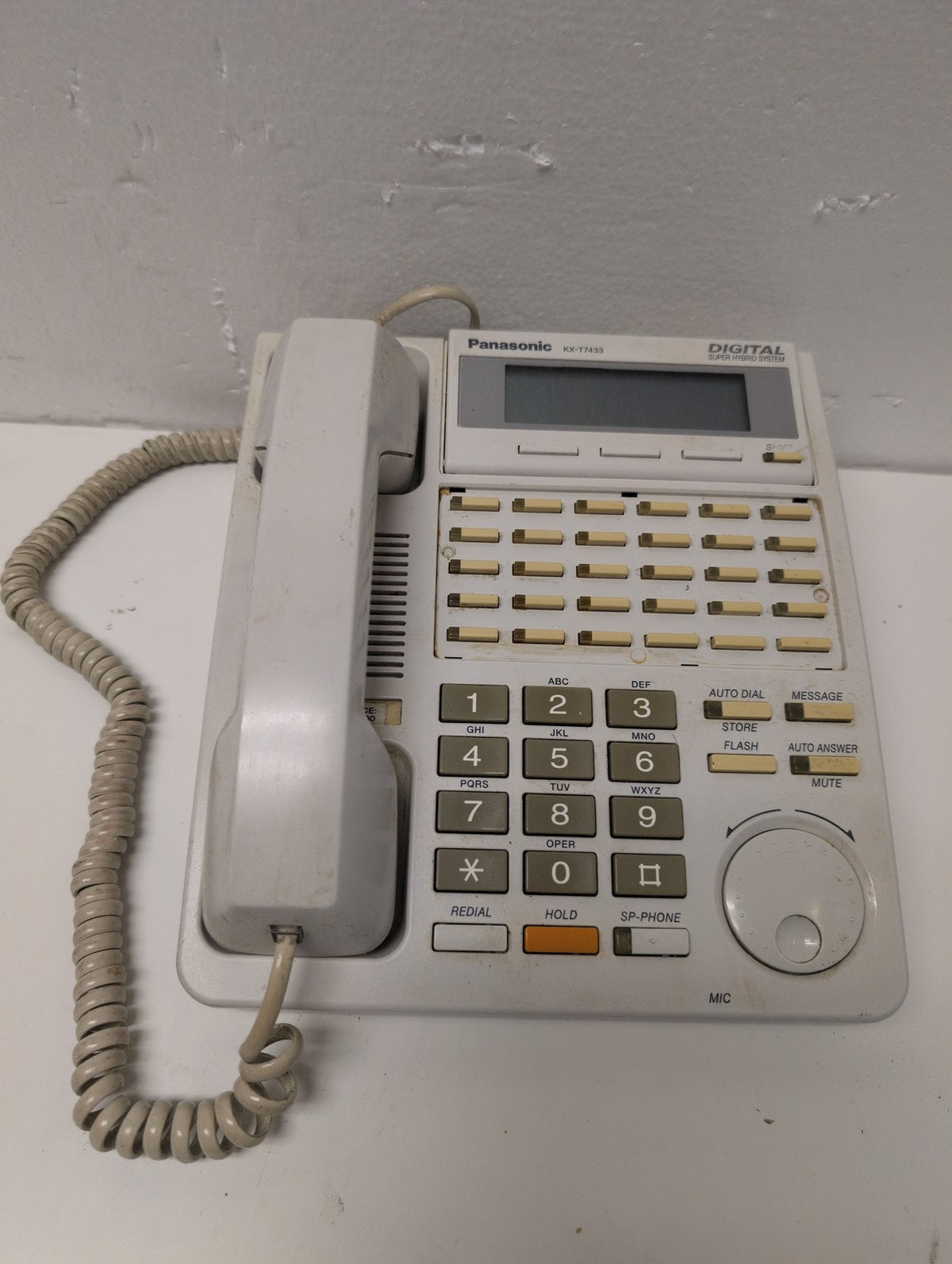 Panasonic KX-T7433C Digital Super Hybrid System Phone (NO PLASTIC COVER) -