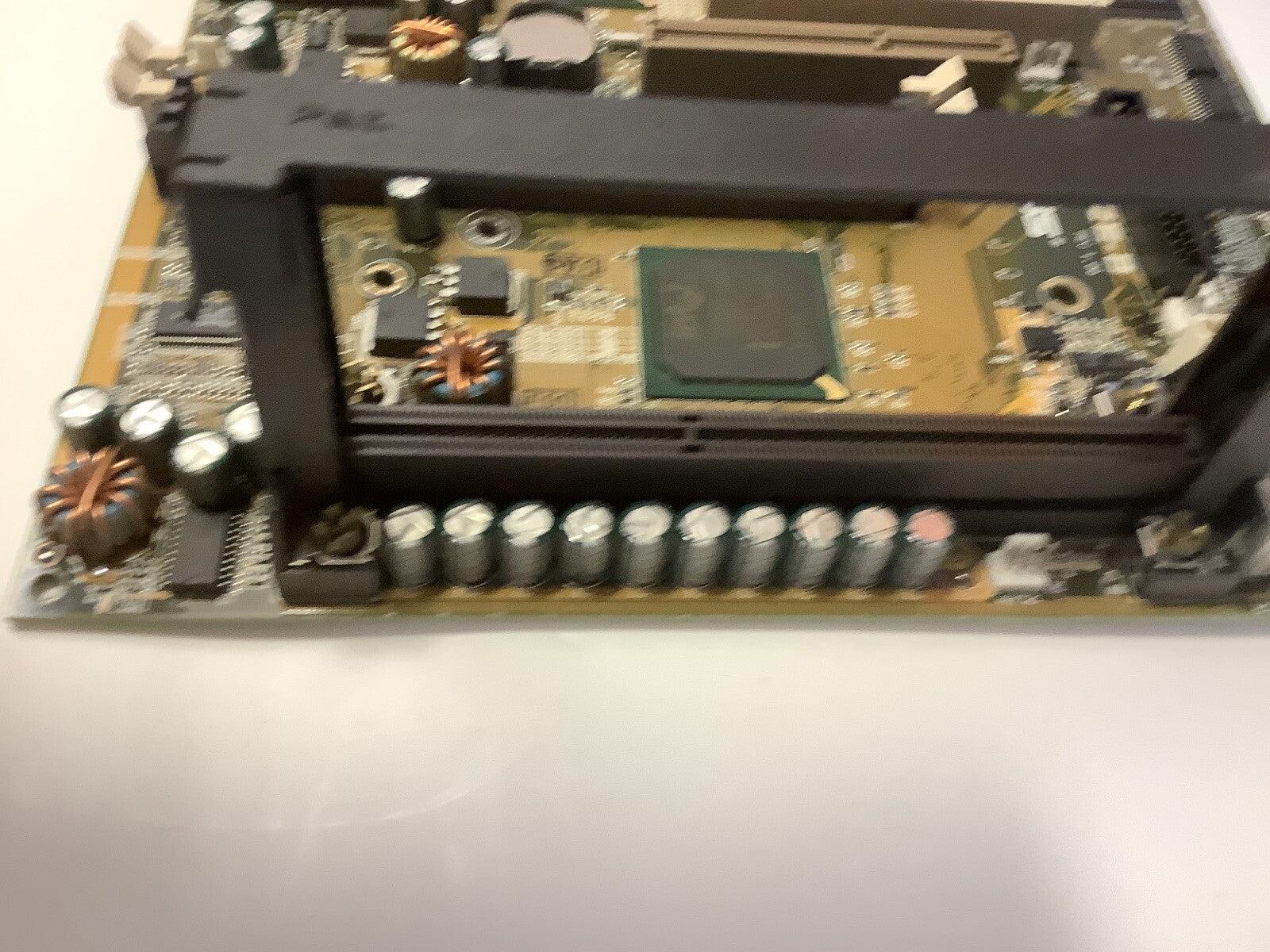 ASUS P2E-B motherboard Slot-1