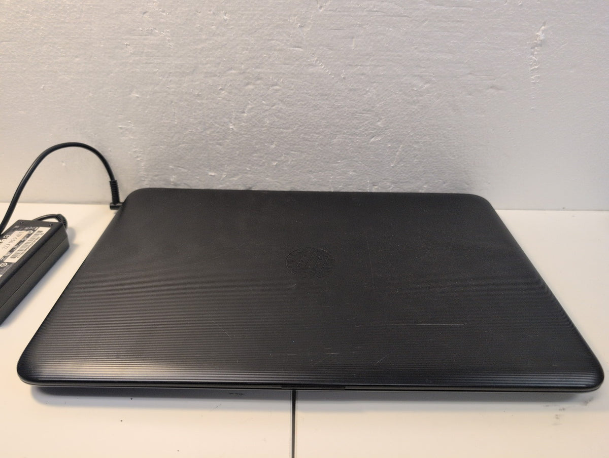 🎸 HP 15 Notebook 15.6in TOUCH LAPTOP AMD A8-7410 8GB RAM 1TB HDD Win10