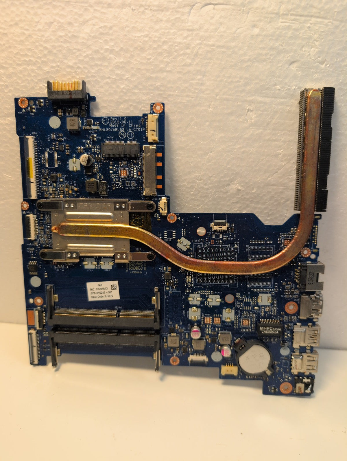 HP 15-ac048ca Laptop Motherboard LA-C701P SPS 815242-501 with i5-5300U -