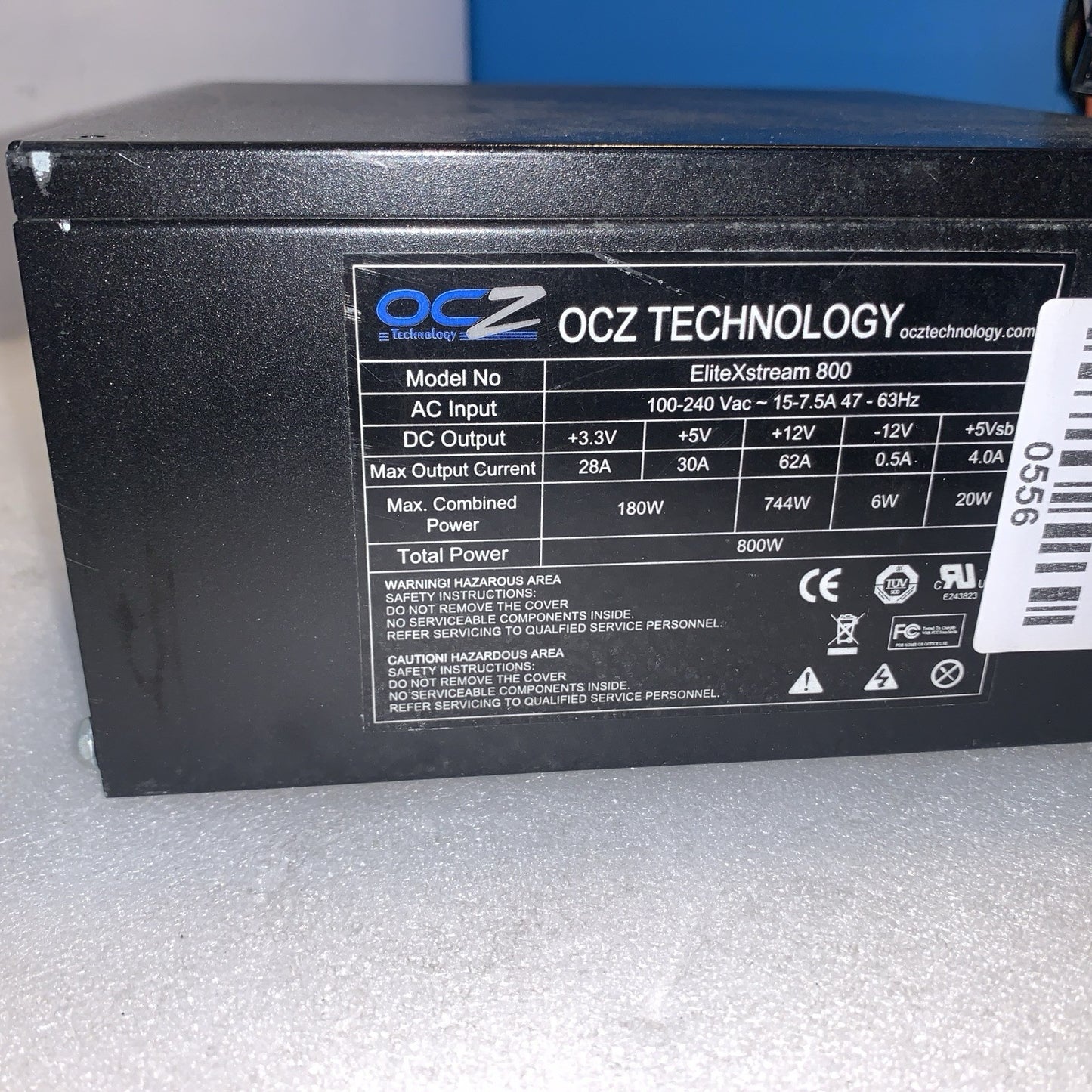 OCZ EliteXStream 800W ATX Power Supply 62A +12V w/ 4 x (6+2) PIN PCI-e