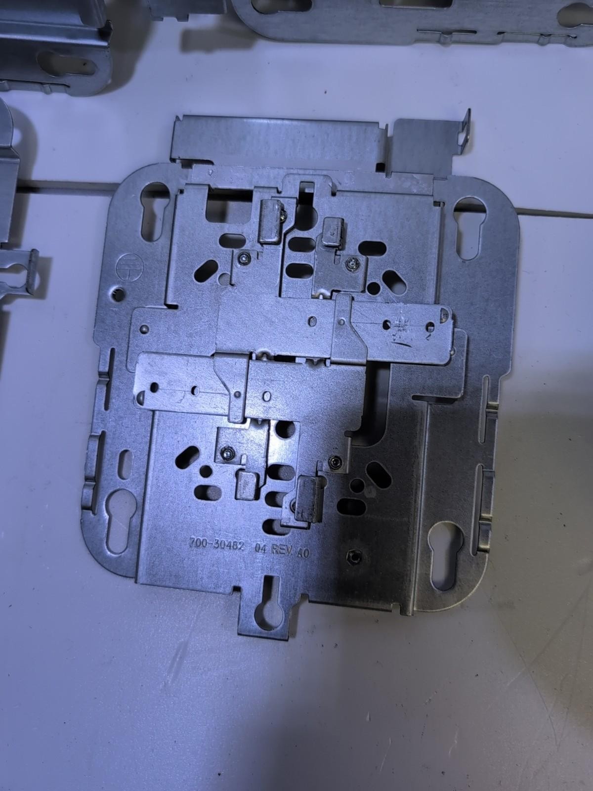 5x Cisco 700-30482-04 Ceiling Mounting Bracket -