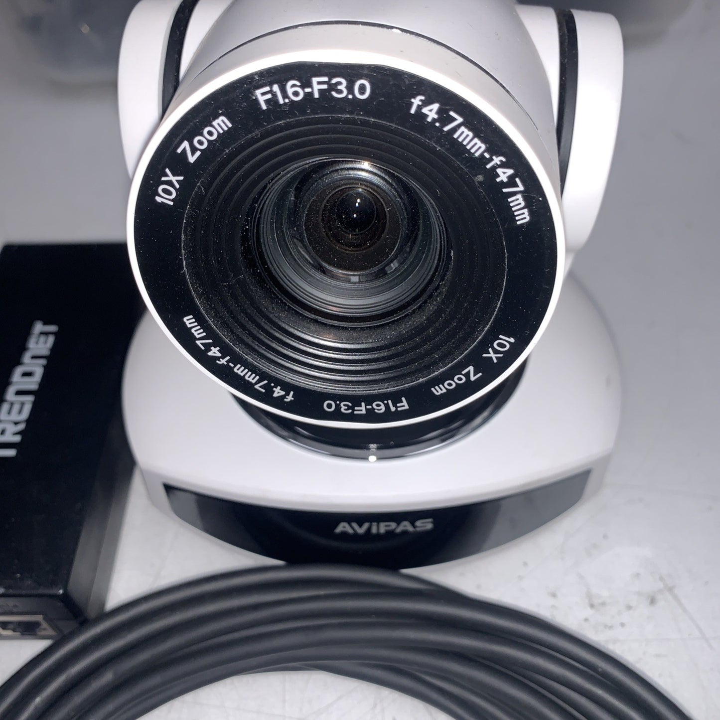 AViPAS AV-1280W SDI PoE PTZ Camera with Poe adapter (as is)