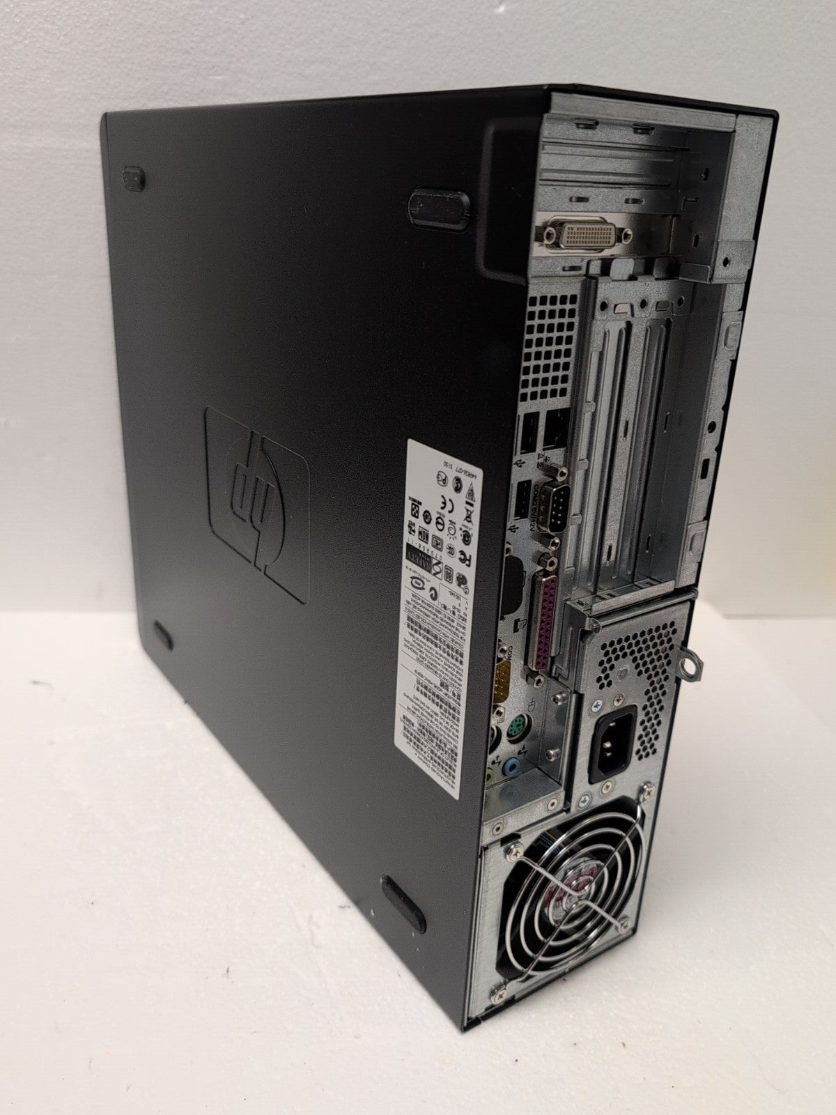 (New In Box) HP RP5700 DESKTOP Intel E2160/2GB/160GB/ Parallel /Serial /Win XP