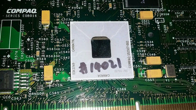 Compaq Smart Array 532 SCSI Controller Card (226874-001) with cable