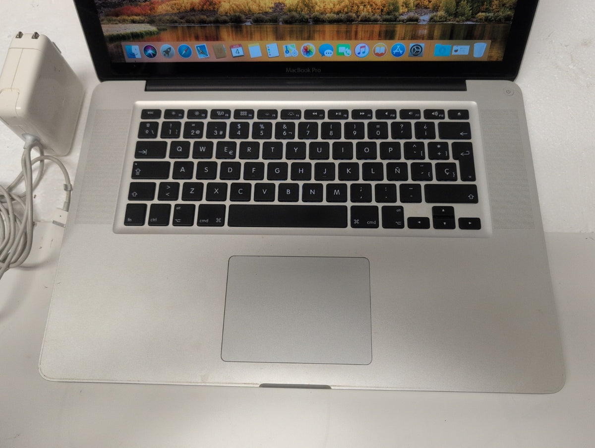 🎸 Apple MacBook Pro 15" A1286 2011  i7- 2.2Ghz /4GB/750GB HDD (Keyboard bad)