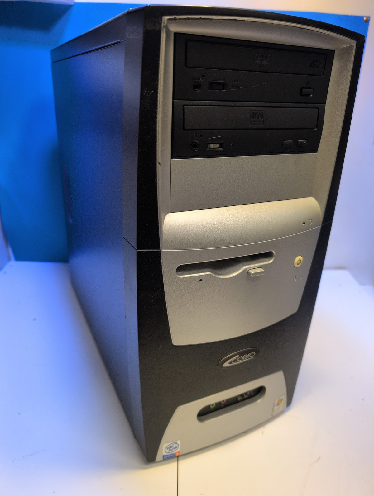 🎸 Cicero SC6150 Mid Tower ATX Computer Case with 300W PSU Vintage Pentium 4