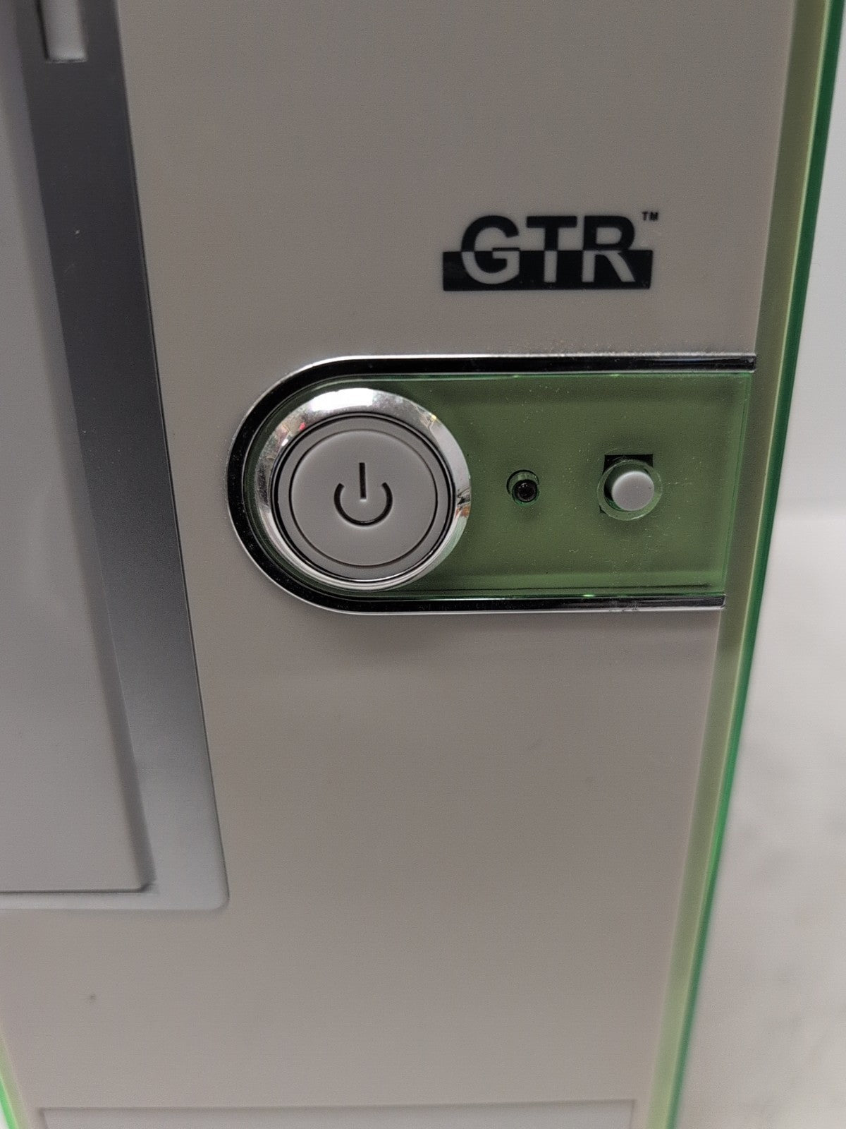🔥 Vintage GTR Mini Tower Computer Case White With Card Reader -