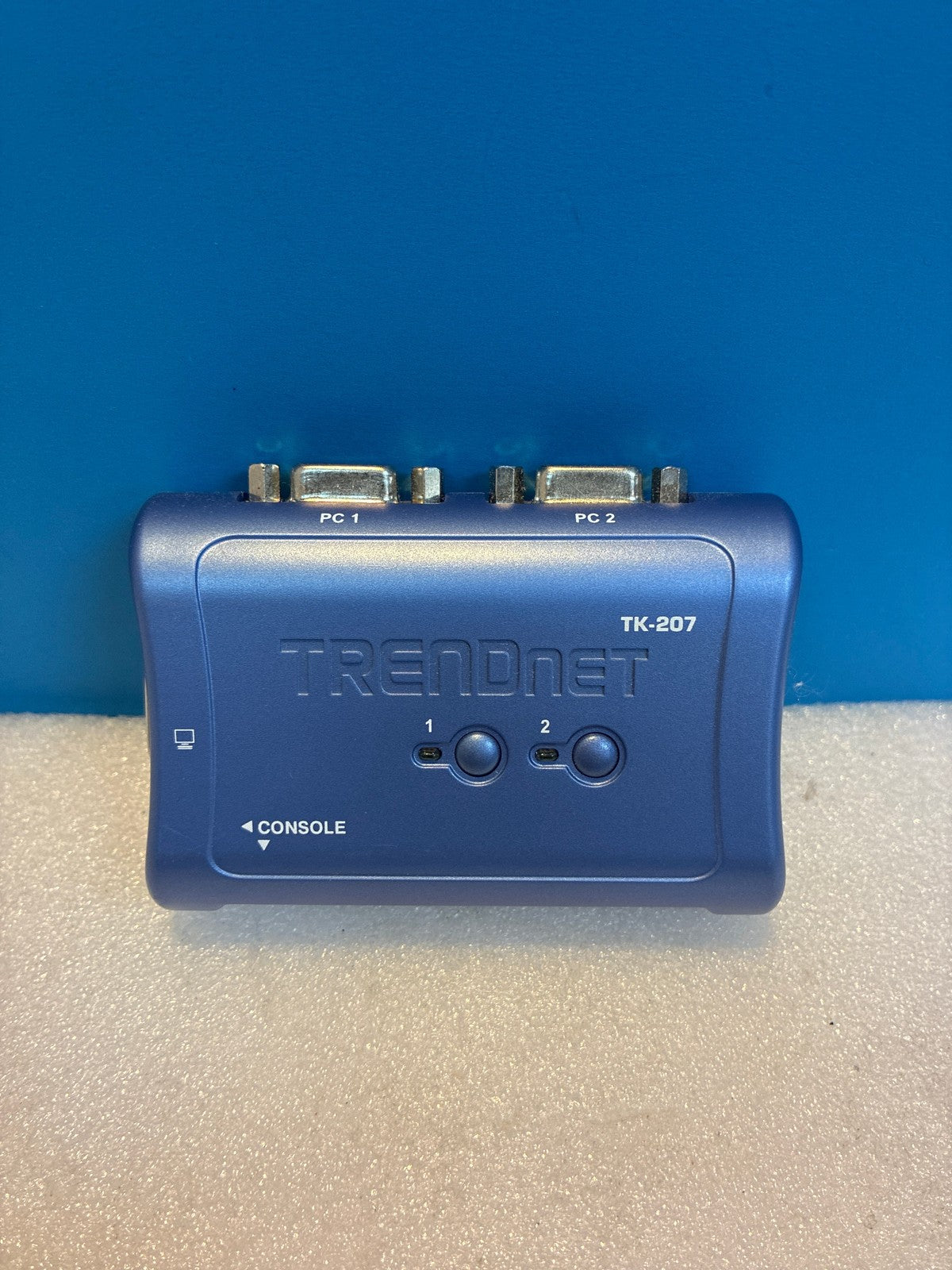 🔥 TRENDnet TK-207 2-Port USB KVM Switch VGA Blue