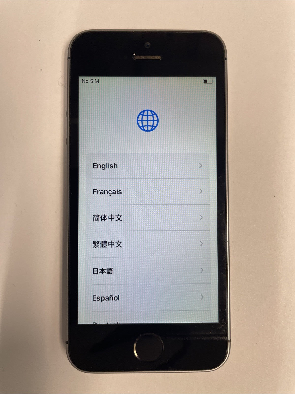 🔥Nice Apple iPhone SE A1723 Smartphone 32G Silver  UNLOCKED +