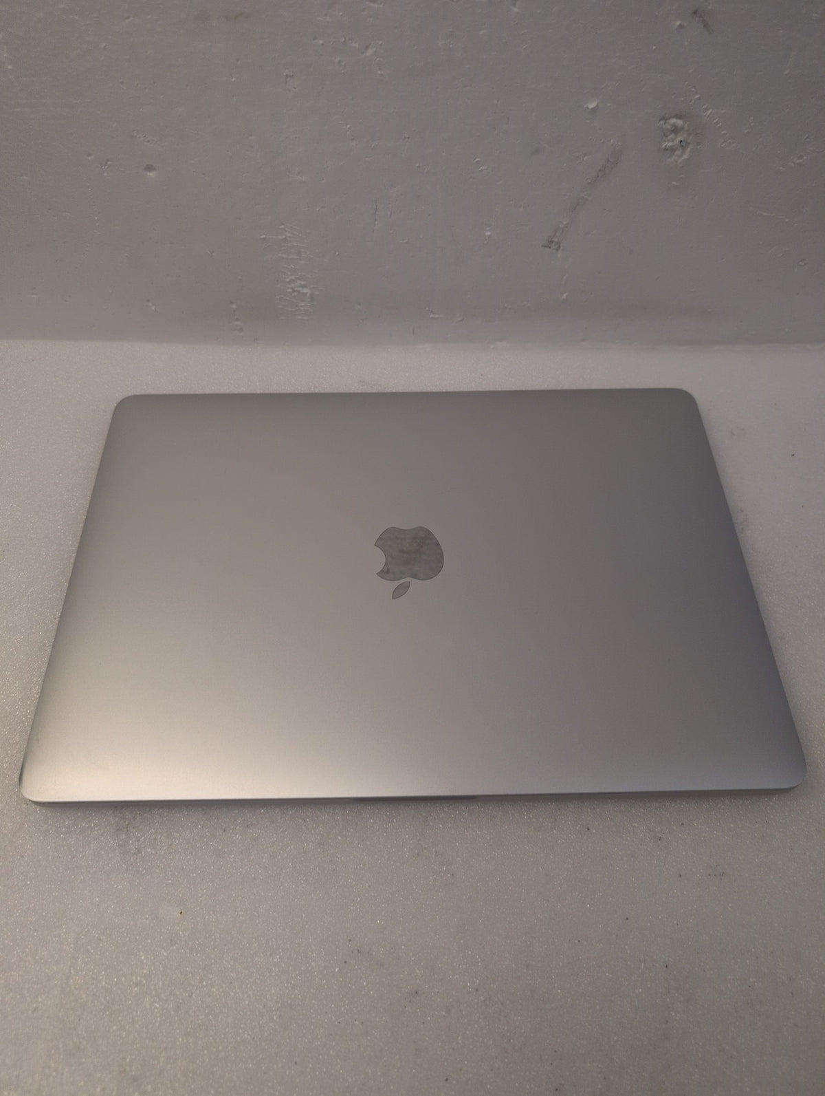 🎸 Apple MacBook Pro 13" 2017 A1708 2.3GHz i5 8GB RAM 256GB SSD (NO AC, READ)