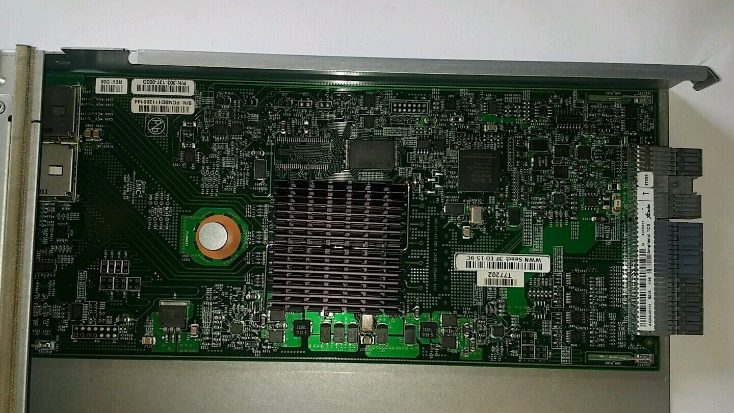 1 x EMC 303-137-000D DAE VNXe3100 / VNXe3150 Link Controller Card Module 