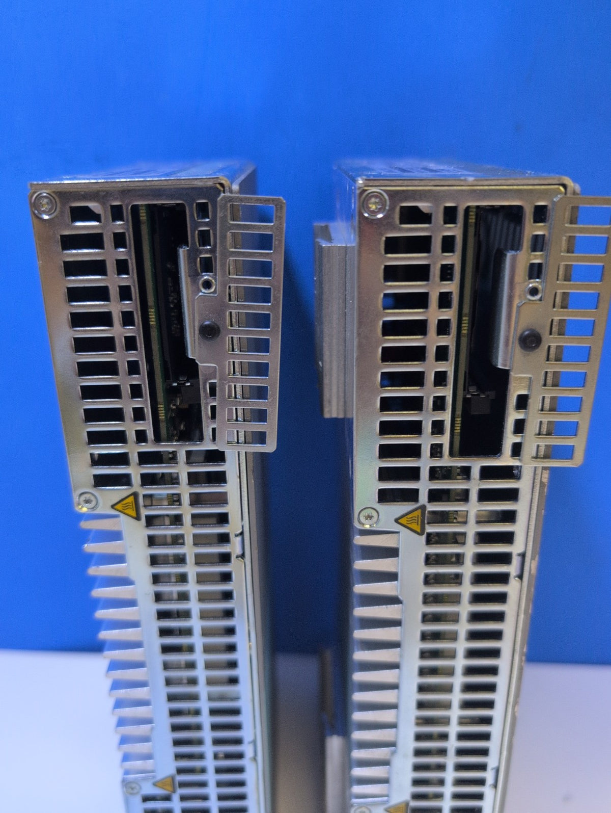 2x SIEMENS SIMATIC MICROBOX PC IPC427C 6ES7647-7BE40 C2D CPU/4GB (NO CF CARD) -
