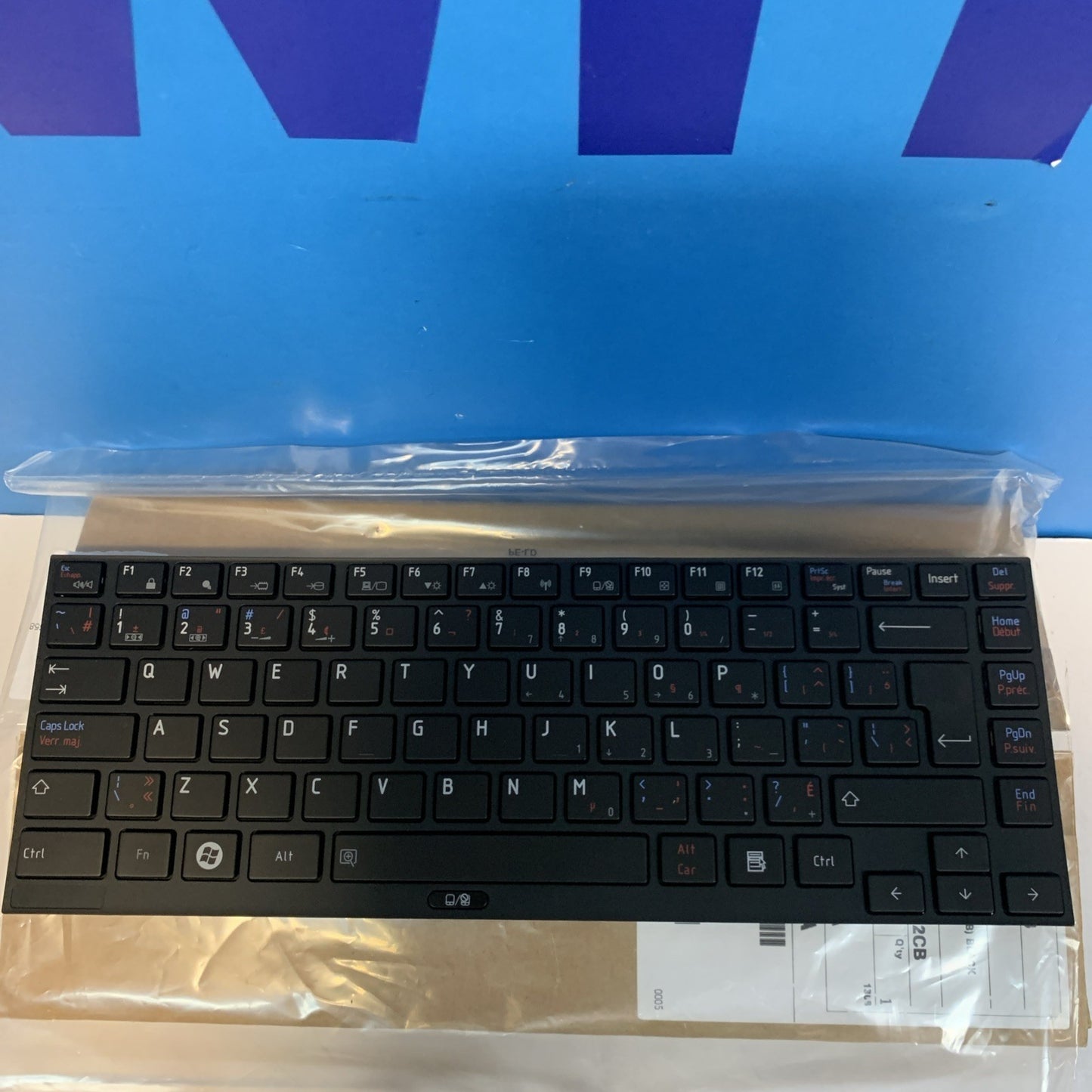 Toshiba Laptop Keyboard MP-11B56TQ-9301