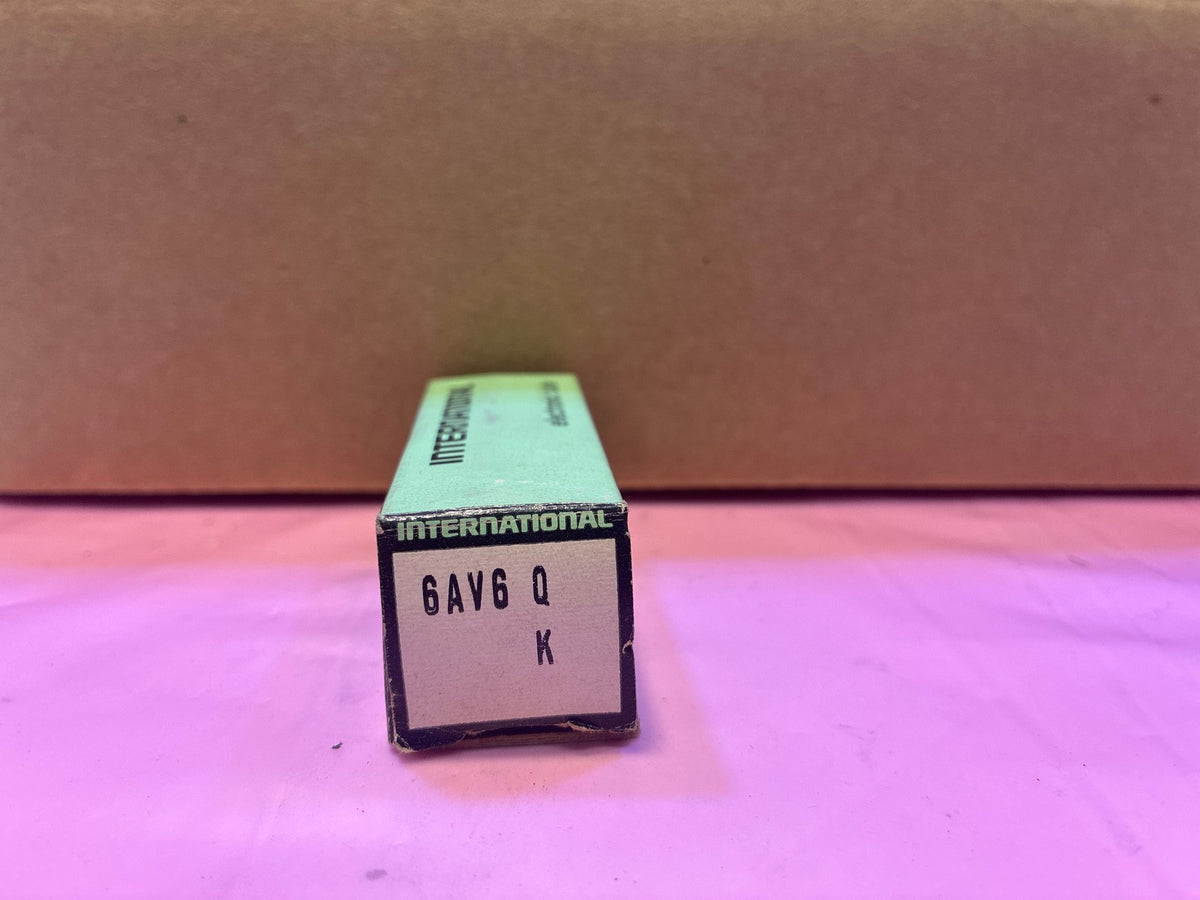 🔥 International 6AV6 Vacuum Tube in Original Green Box - Q Grade
