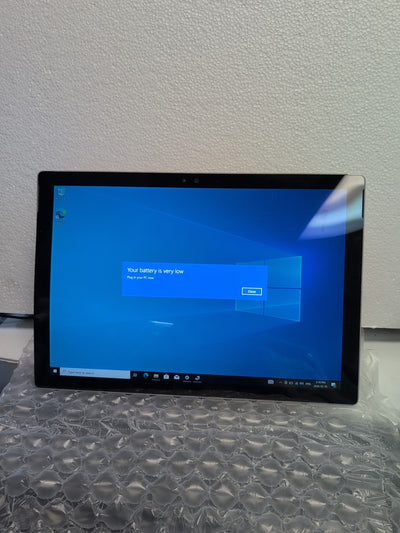 🔥(PARTS) Microsoft Surface Pro 4 (Model 1724) i5‑6300U/8GB RAM/256GB SSD/Win10-