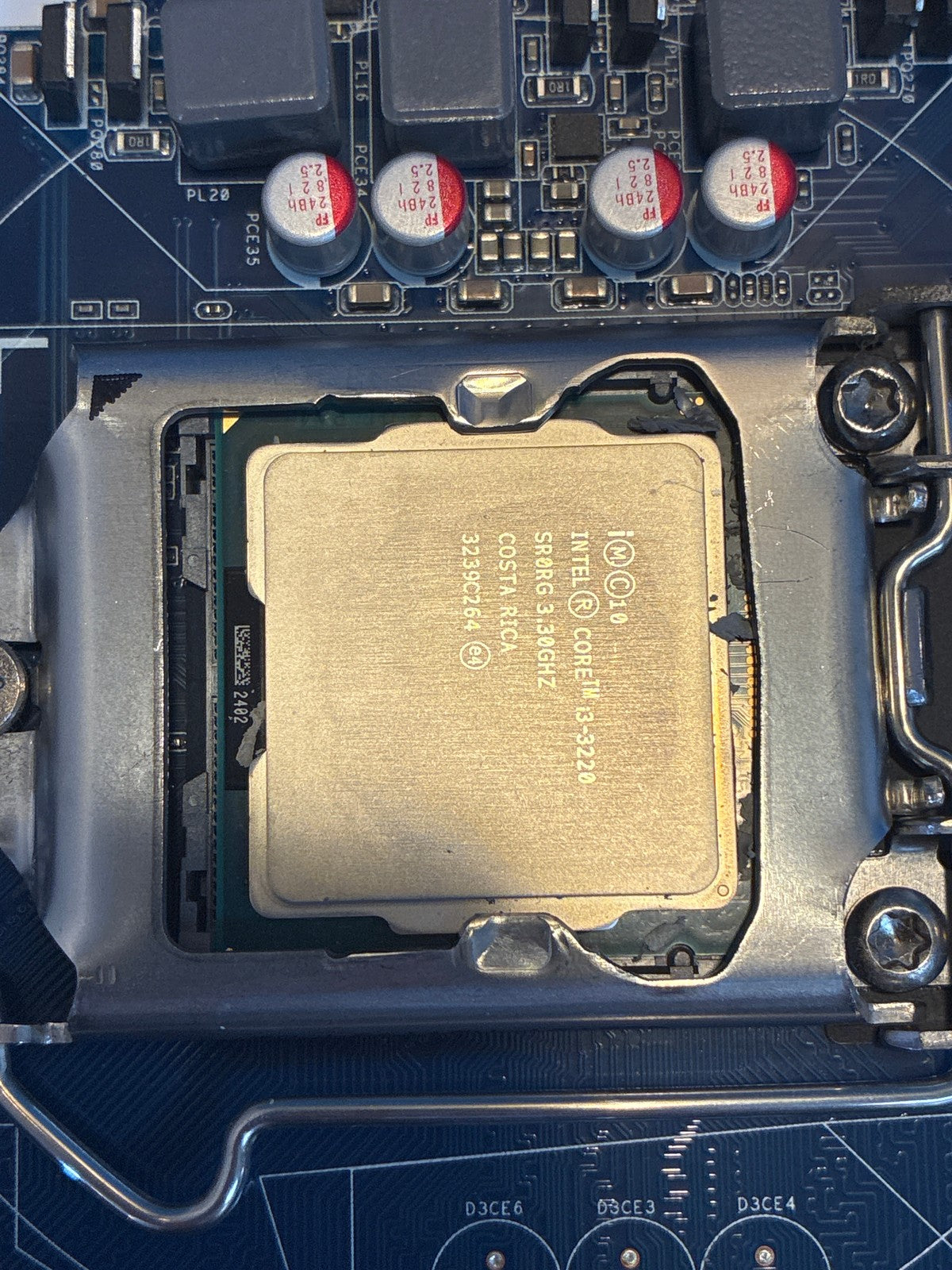🔥 Intel Desktop Board DH67BL LGA1155 Micro ATX Motherboard w/ Core i3-3220 CPU
