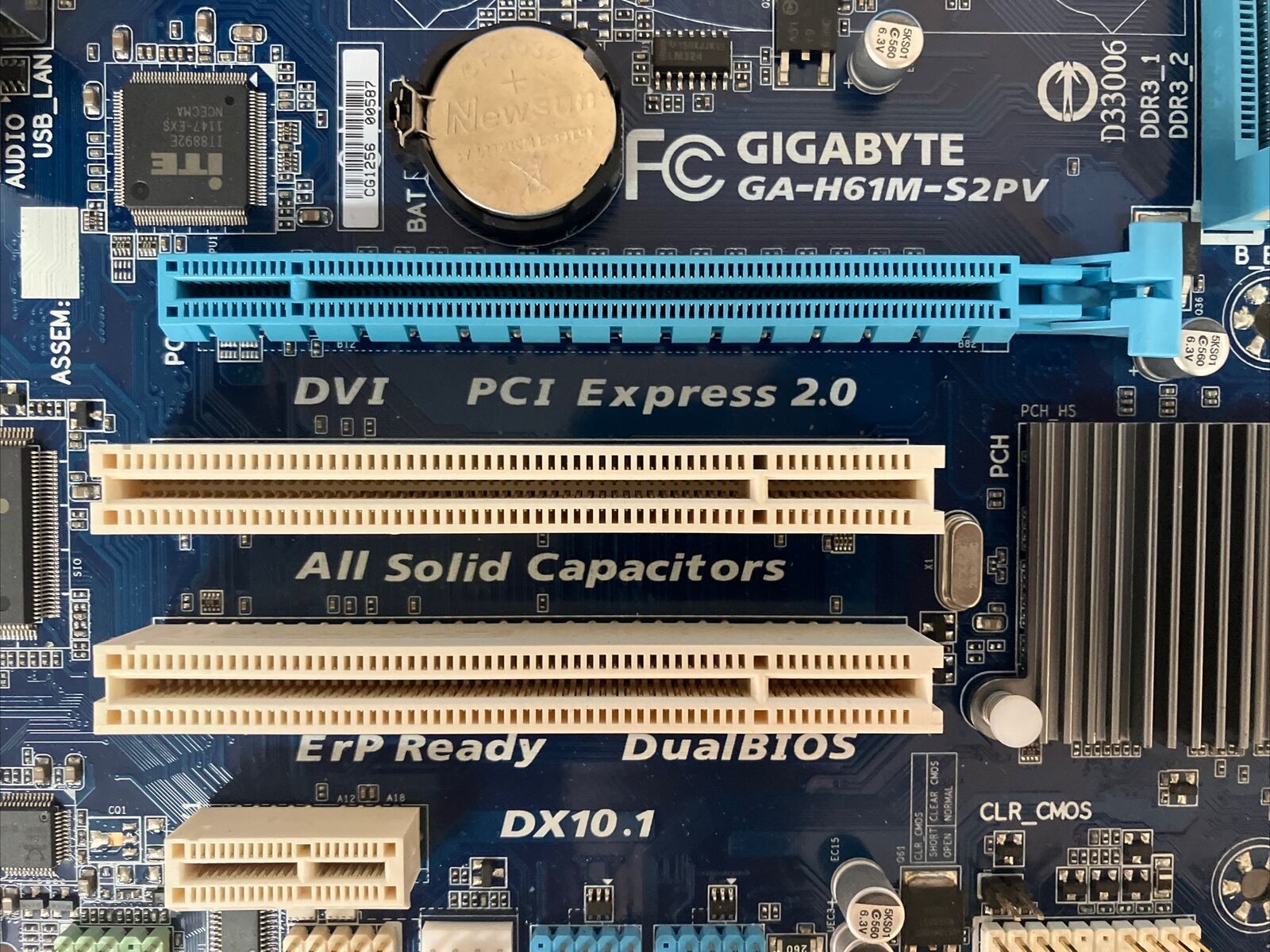 Gigabyte GA-H61M-S2PV LGA1155 DDR3 Motherboard W/  IO Plate (NO CPU)~