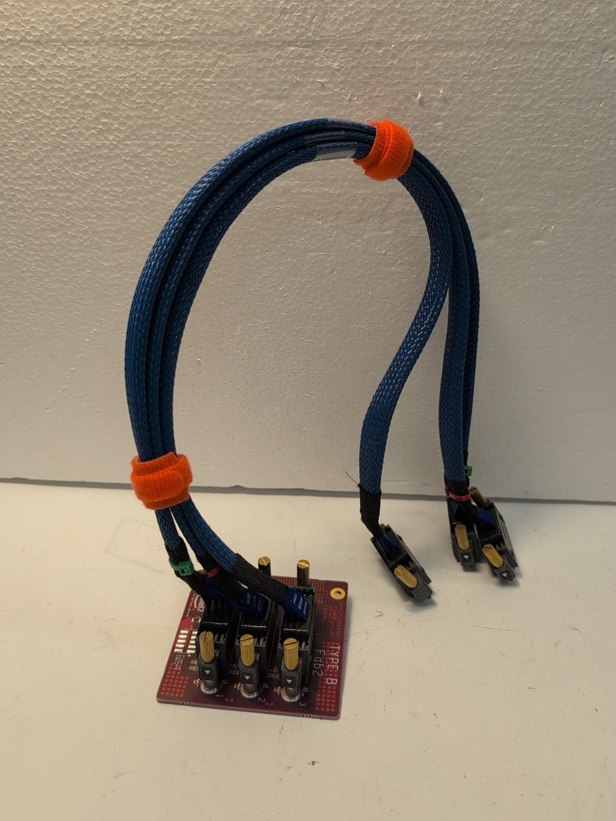 Intel NVM Solutions Type B Prototype Test Interposer PB-F4-HT3F3-B-200 + cable -