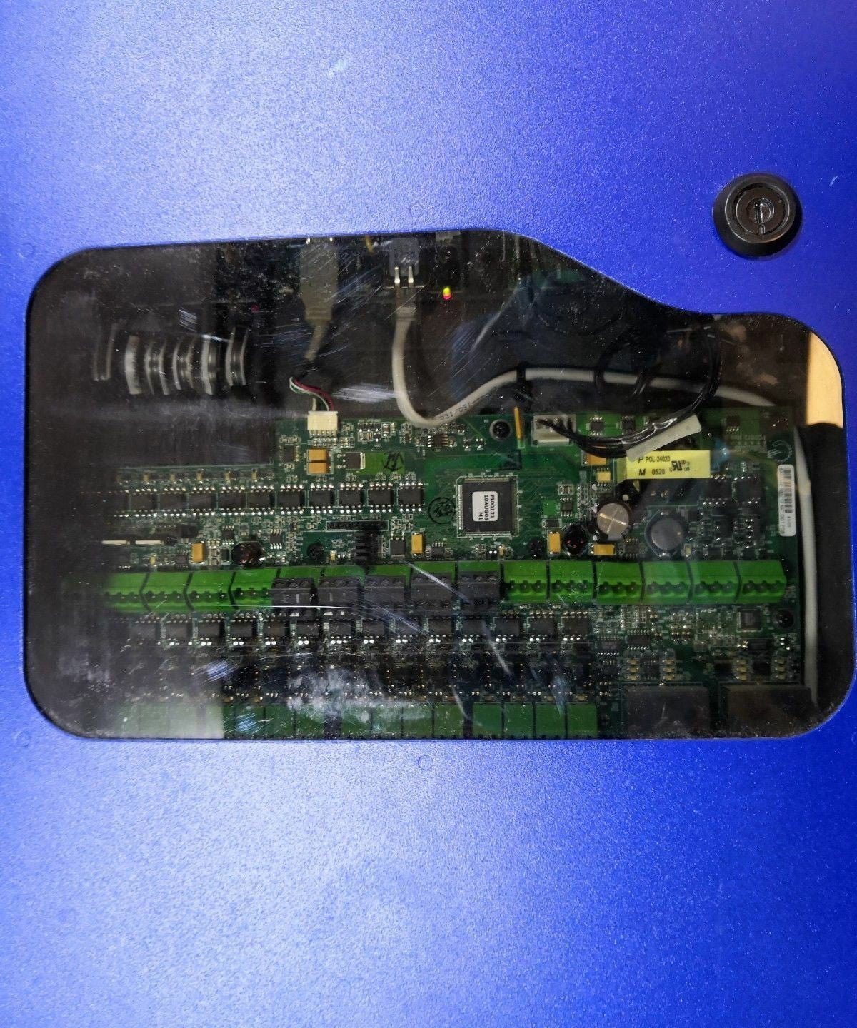 + RADIANT SYSTEMS Series P830 Tiger Fuel Controller 115/230VAC *NO KEY*