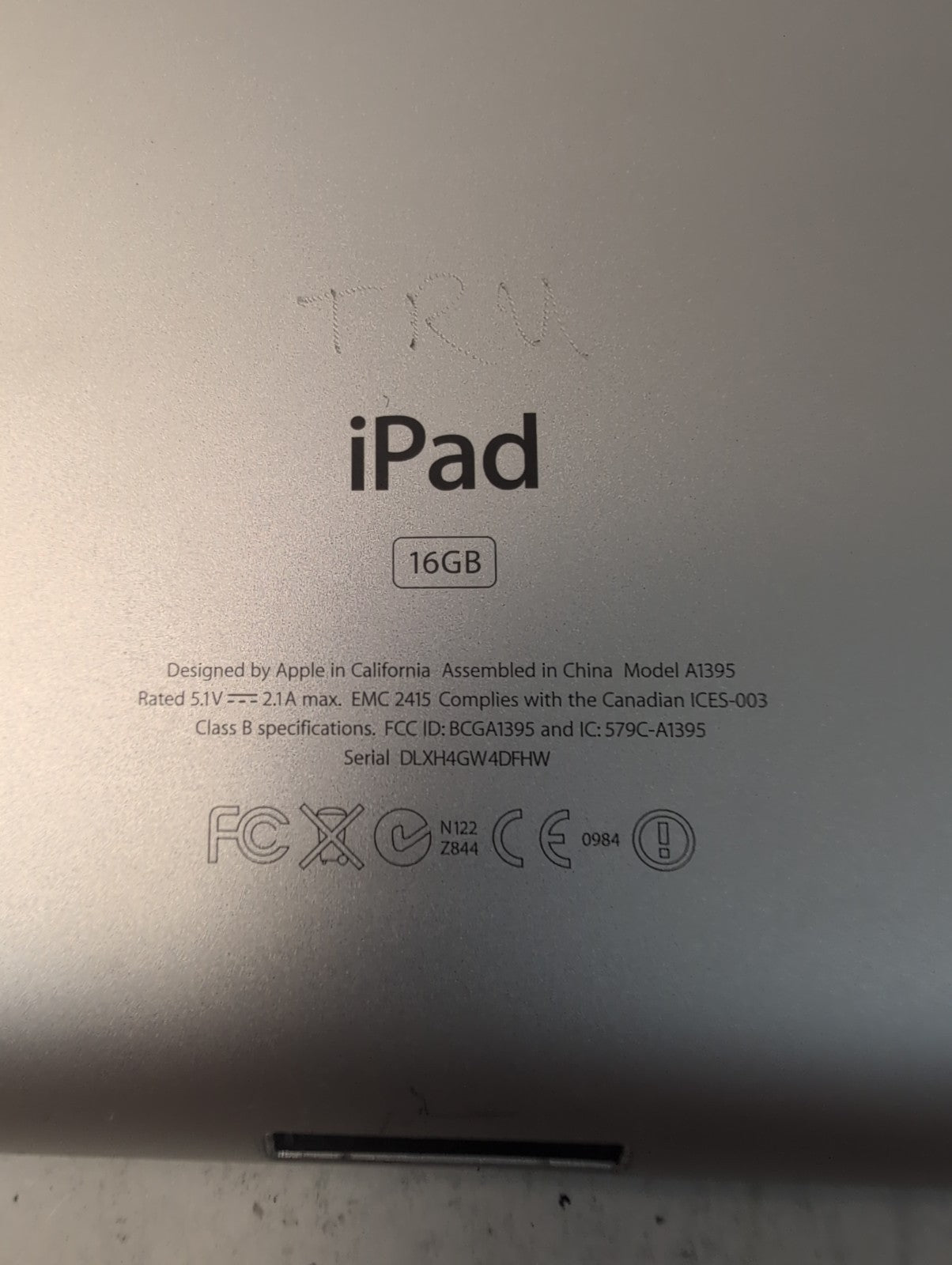 🔥 Apple 9.7" iPad 2 A1395 16GB Wi-Fi Silver Working -