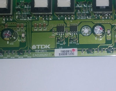 - LOT OF 2 TBD261L (EA02B261T) Backlight Inverter 5X606123C