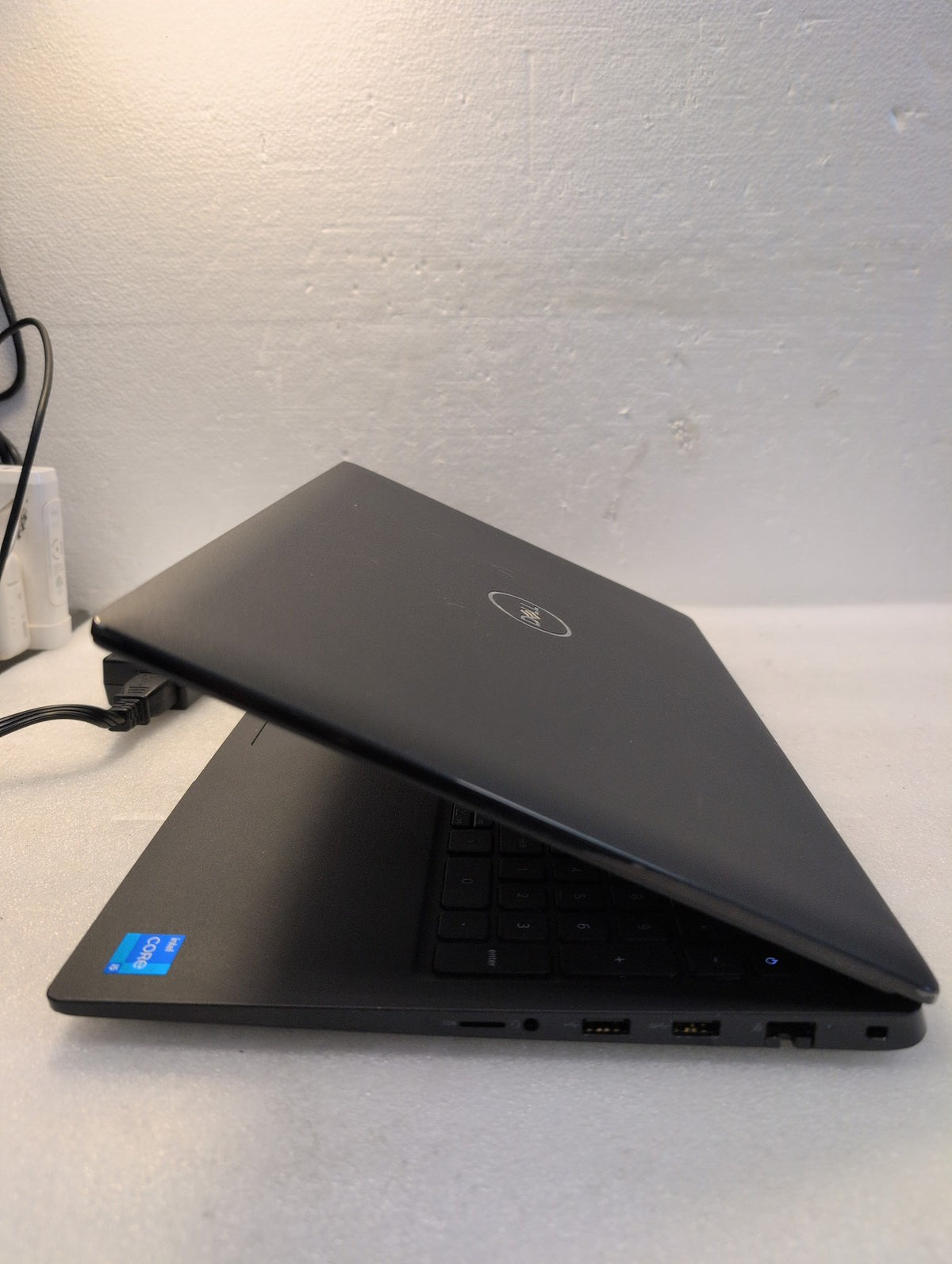 🎸 Dell Latitude 3520 15.6in Core i5-1135G7 8GB RAM 512GB SSD Win11 Pro Laptop