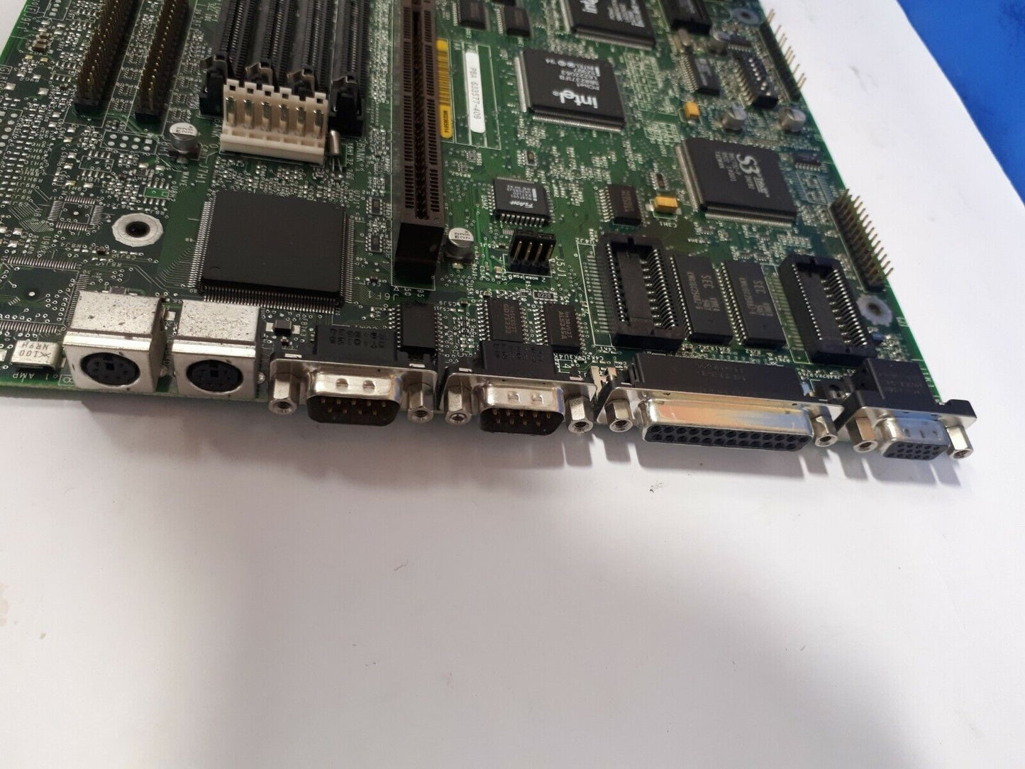 Vintage motherboard M02365914 + Intel Pentium 133MHz CPU Socket 5 & 7 A80502133