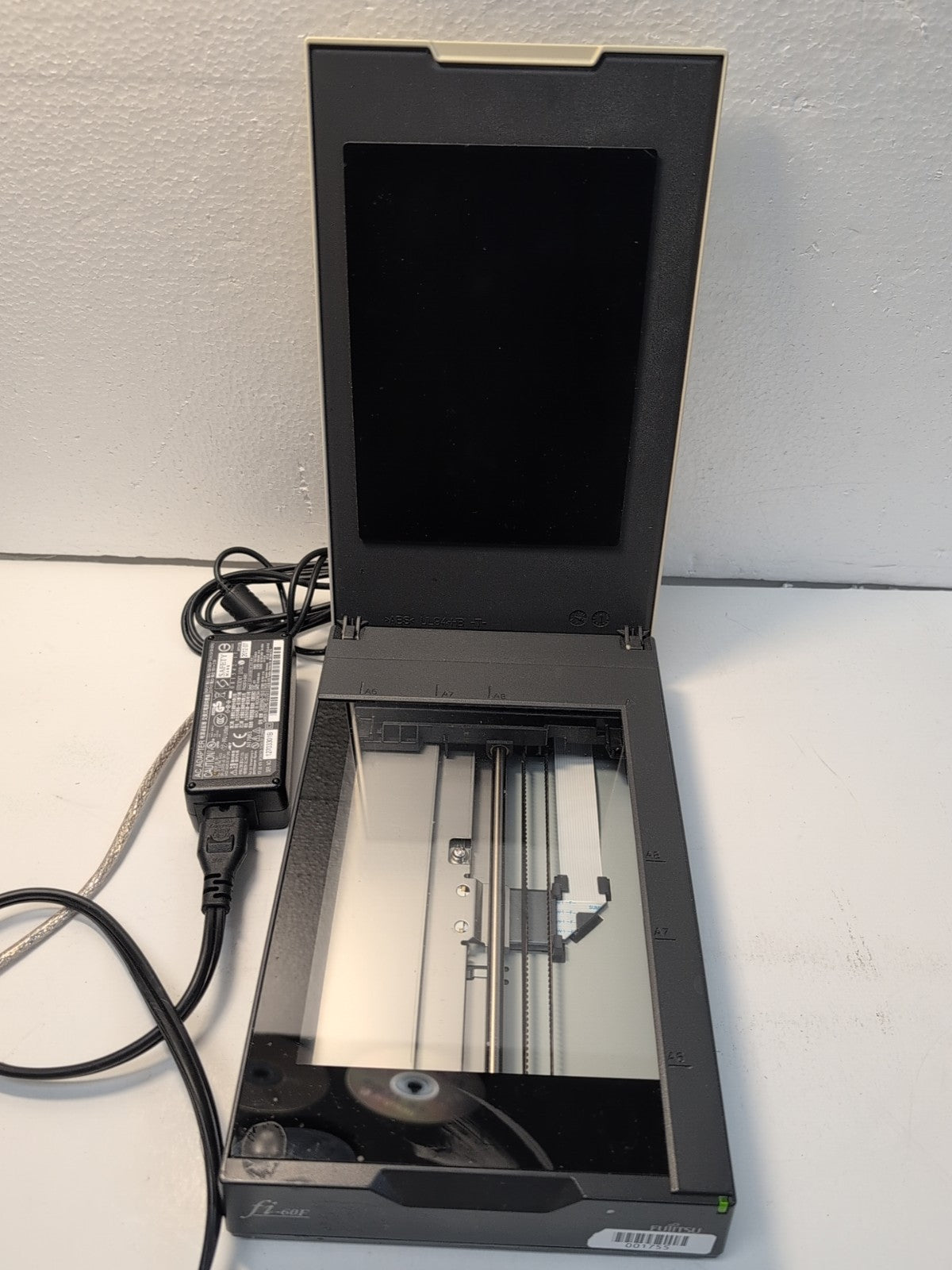 🔥 Fujitsu A6 size fi-60F Flat Color desktop USB  Scanner With Power Adapter -
