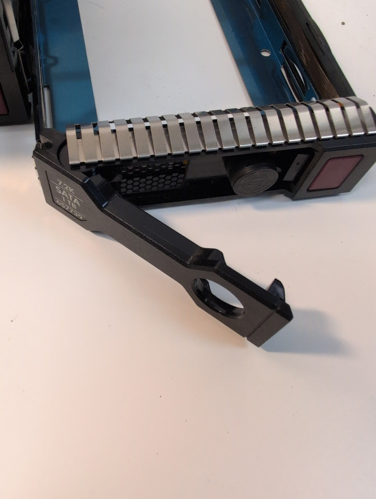 HP 657739 3.5" LFF Hot-Plug Hard Drive Tray Caddy for ProLiant – Lot of 12 -