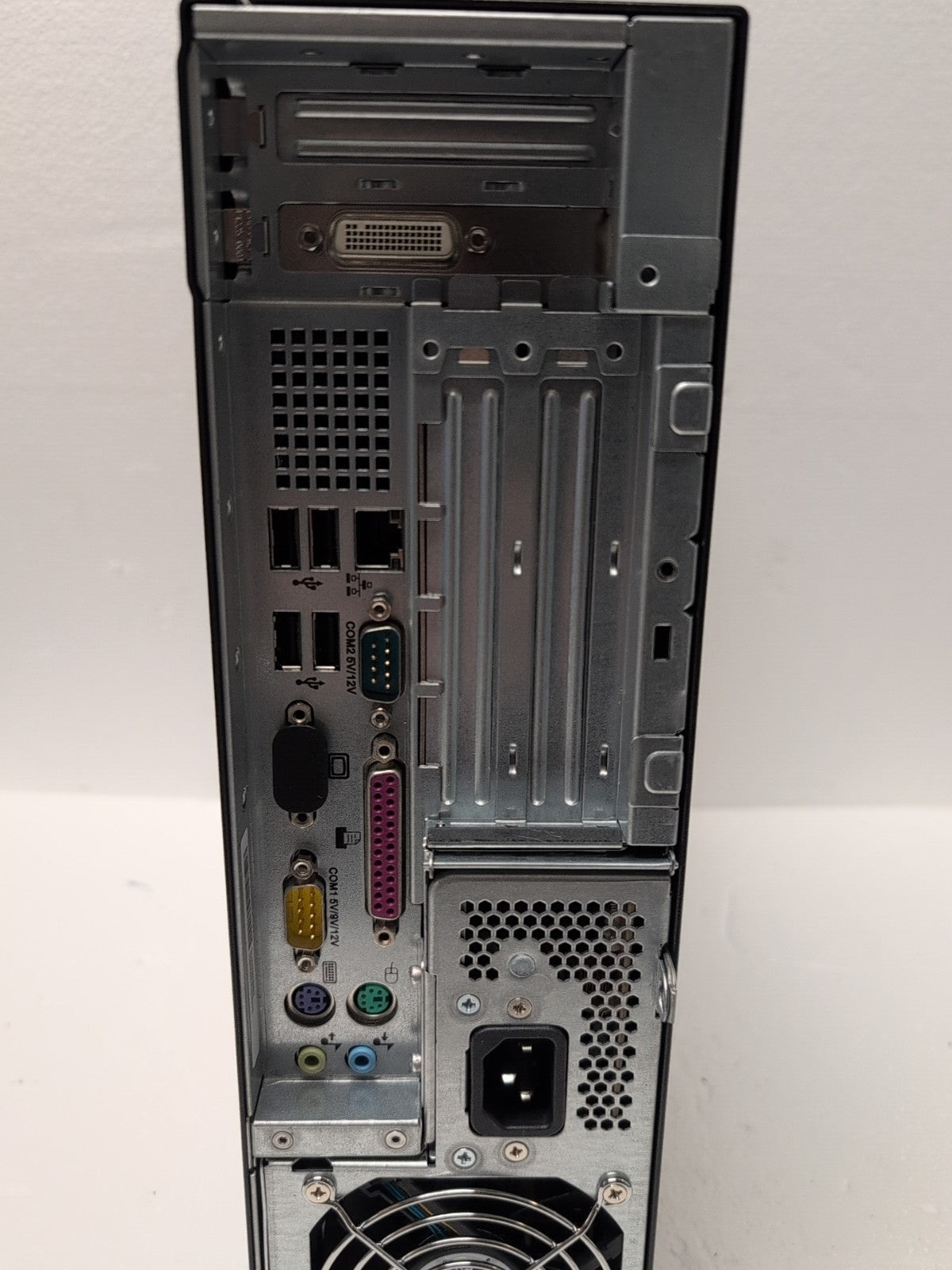 (New In Box) HP RP5700 DESKTOP Intel E2160/2GB/160GB/ Parallel /Serial /Win XP