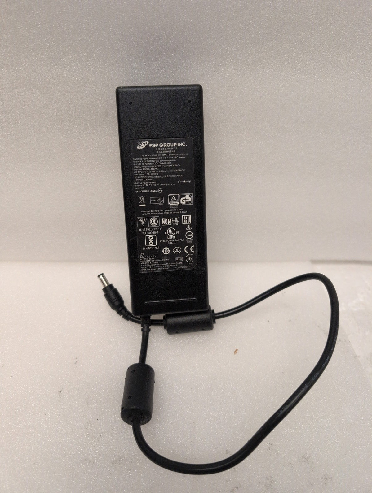 🎸 FSP Group FSP084-DIBAN2 AC/DC Adapter 12V 7A Barrel Tip IEC C14 Input