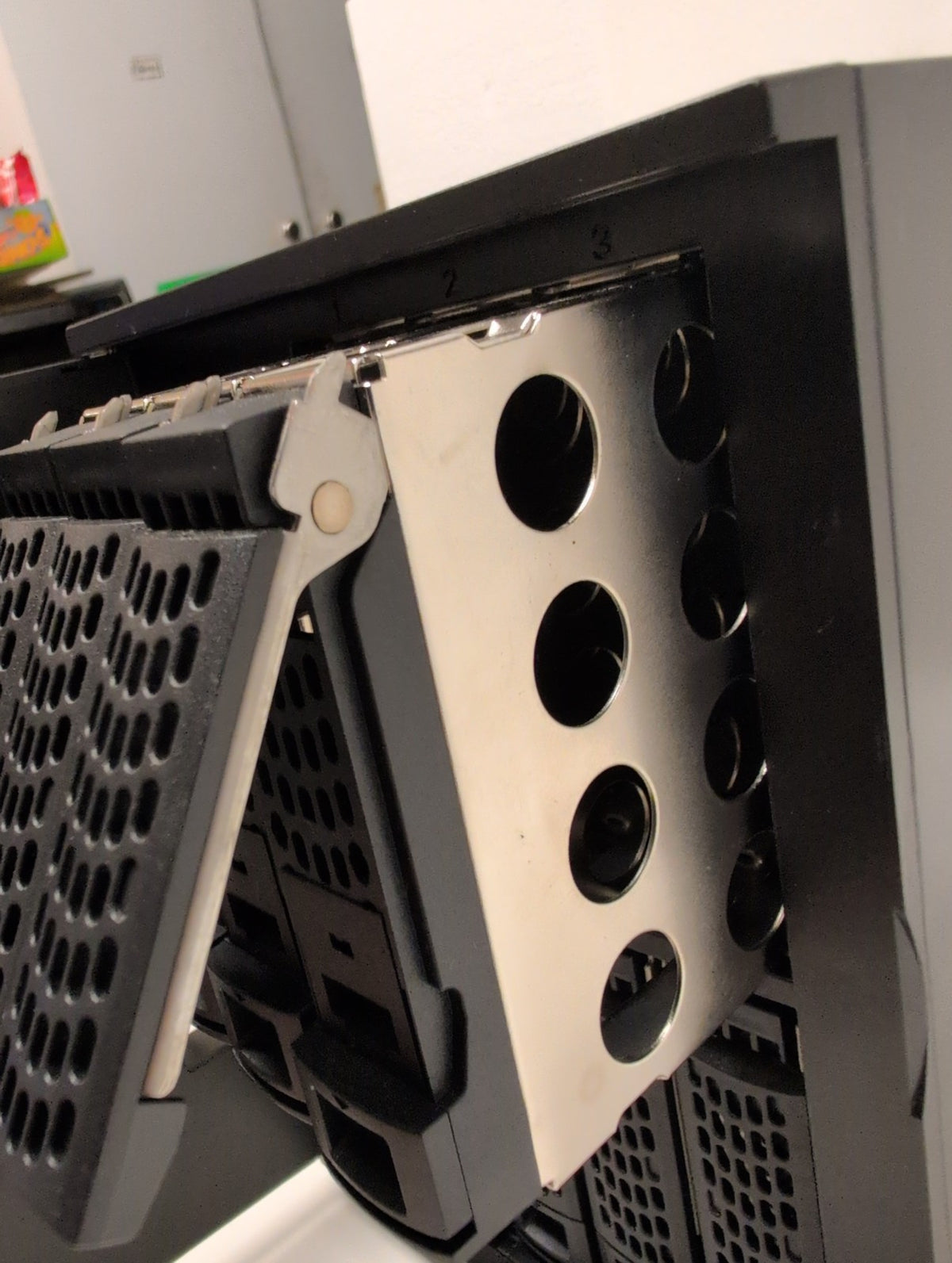 🎸 NETGEAR ReadyNAS RNDP6000 RND-6B 6-Bay Network Storage Server No Drives