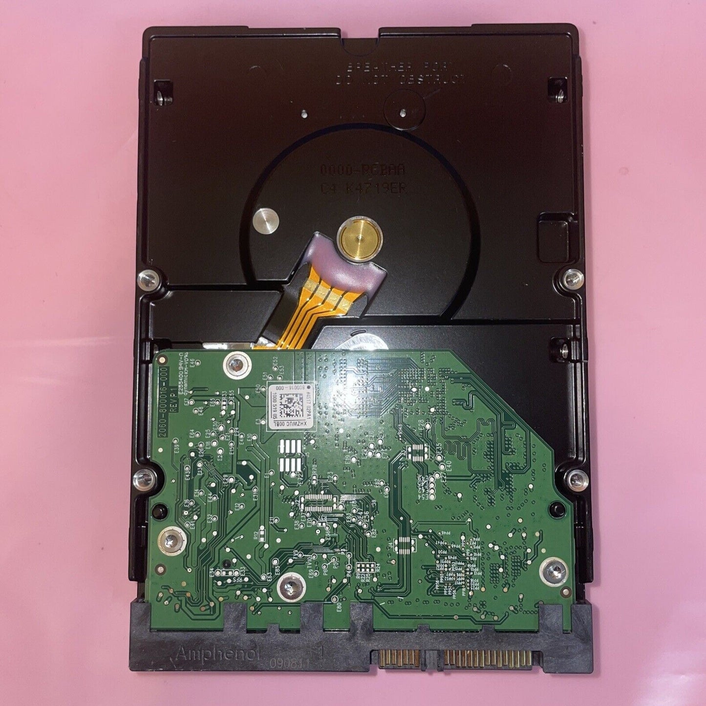WD SATA ExpressConfidentialPrototype Il (128GB SSD+ 4GB HD)  WD40E06P