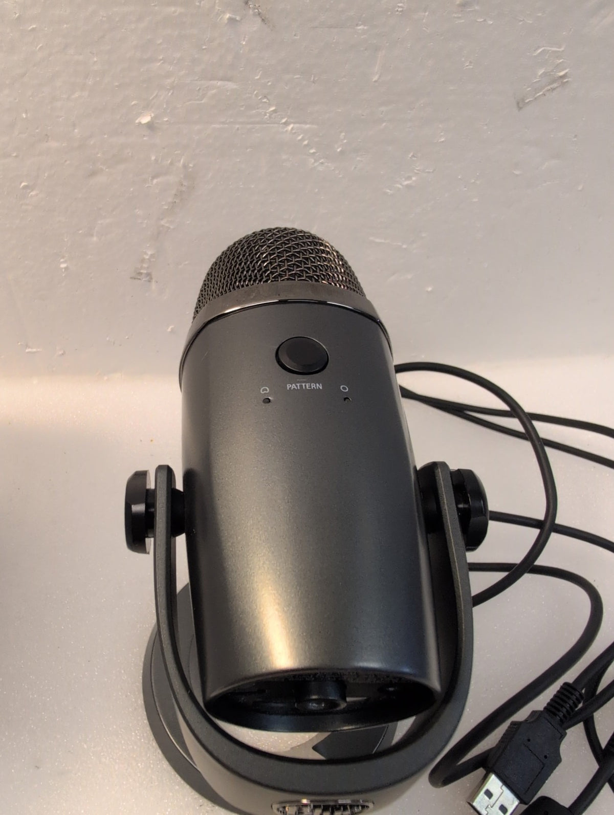 🎸 Blue Yeti USB Condenser Microphone A00098 Gunmetal Gray Multi-Pattern Tested