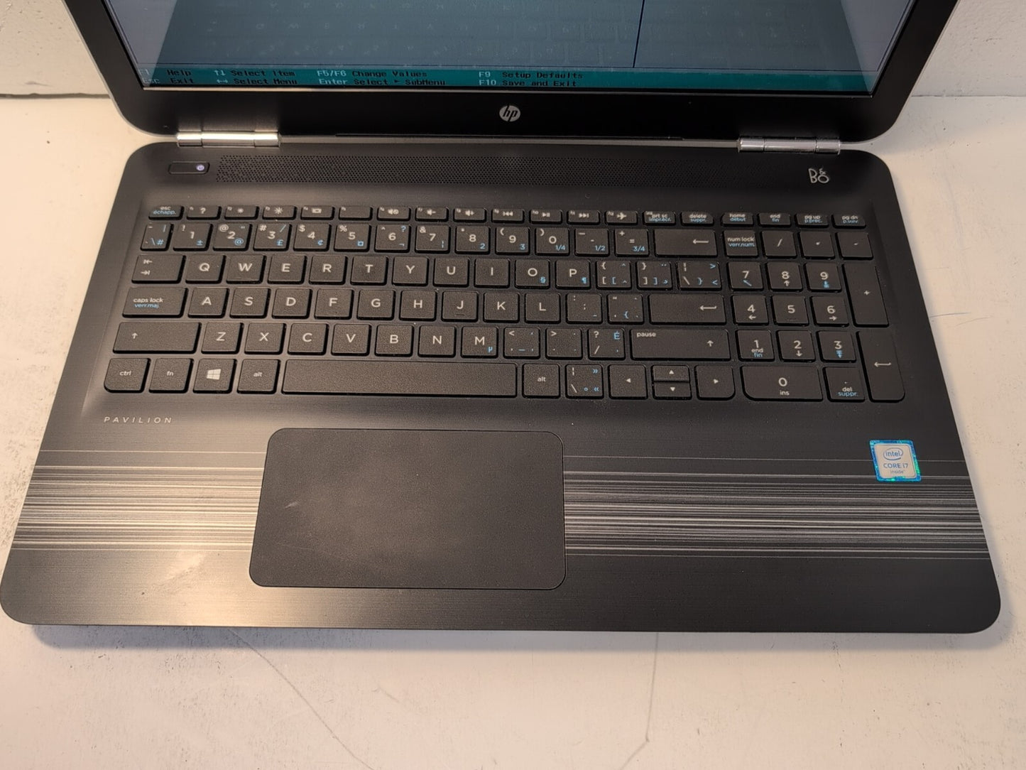 🔥(AS IS, READ) HP Pavilion 15-au043ca i7 Laptop 15.6"/ i7-6500U/NO RAM/NO SSD -